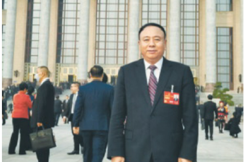 全國(guó)人大代表、九洲集團(tuán)董事長(zhǎng)李寅：提高微電網(wǎng)利用率 推動(dòng)能源結(jié)構(gòu)轉(zhuǎn)型